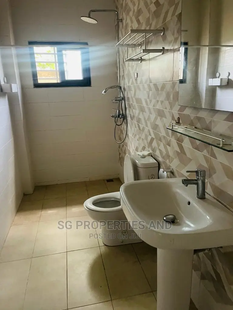 1bdrm Apartment in Coastal, Spintex for rent