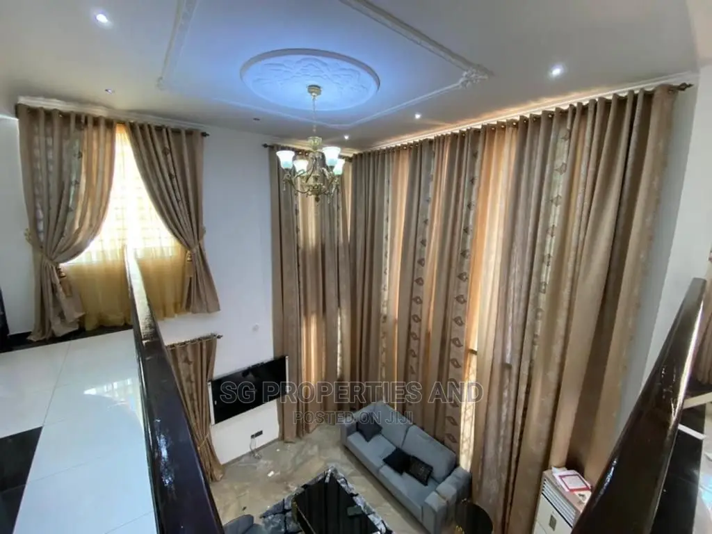 Furnished 4bdrm Mansion in a C Mall, East Legon for Rent