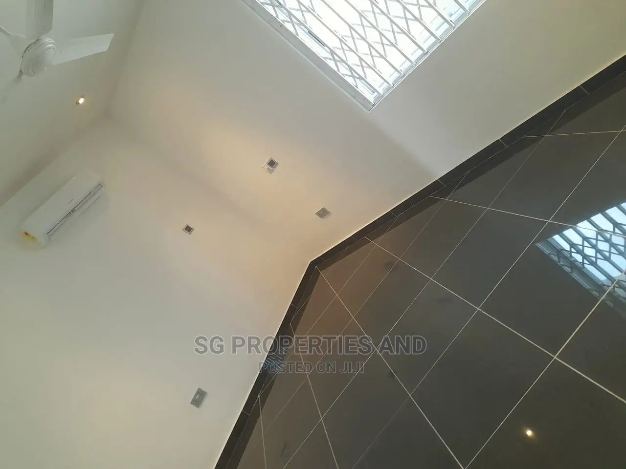 2bdrm House in Community 20, Spintex for rent