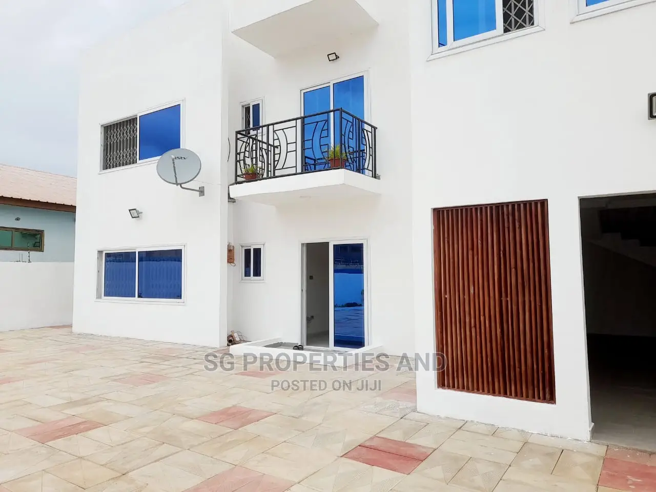 2bdrm House in Community 20, Spintex for rent