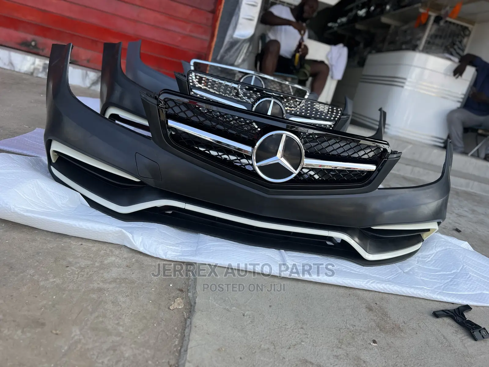 Mercedes Benz(W204). C-Class 2007-2014 Complete Bumper