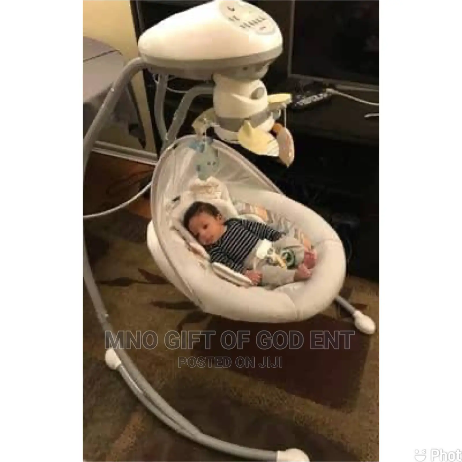 Fisher-Price Sweet Snugapuppy Swing, Dual-Motion Baby Swing