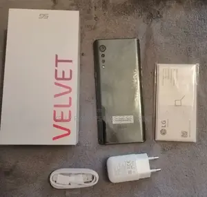 New LG Velvet 128 GB Black