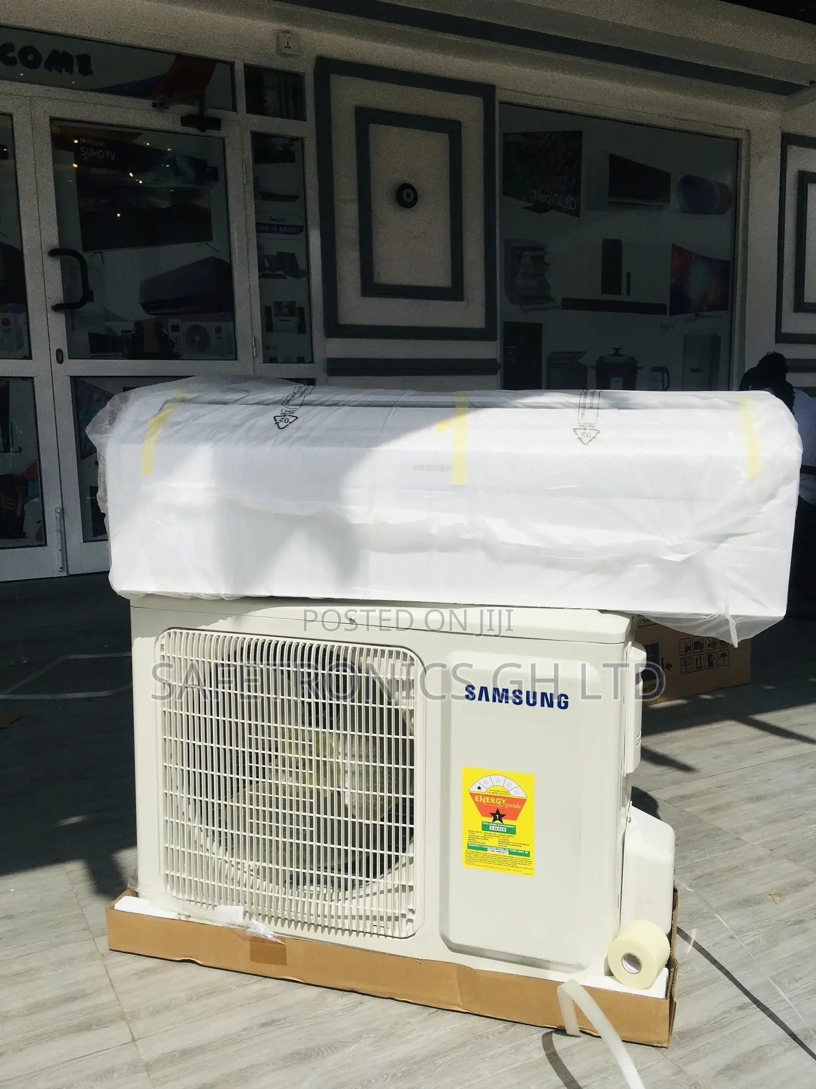 Samsung 2.5HP Wind Free R410a Gas Inverter AC