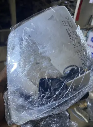 Mercedes Benz GLA Mirror Glass