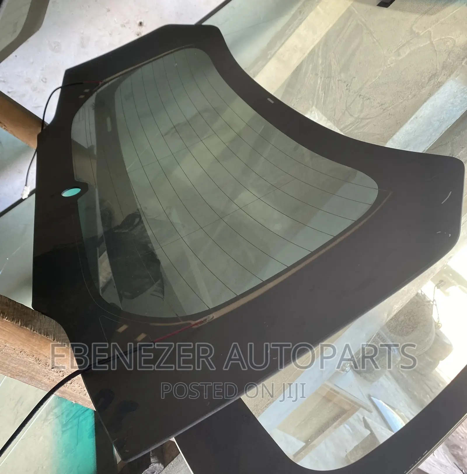 Toyota Rav 4 Back Glass 2019 2020 2021 2022 2023 2024