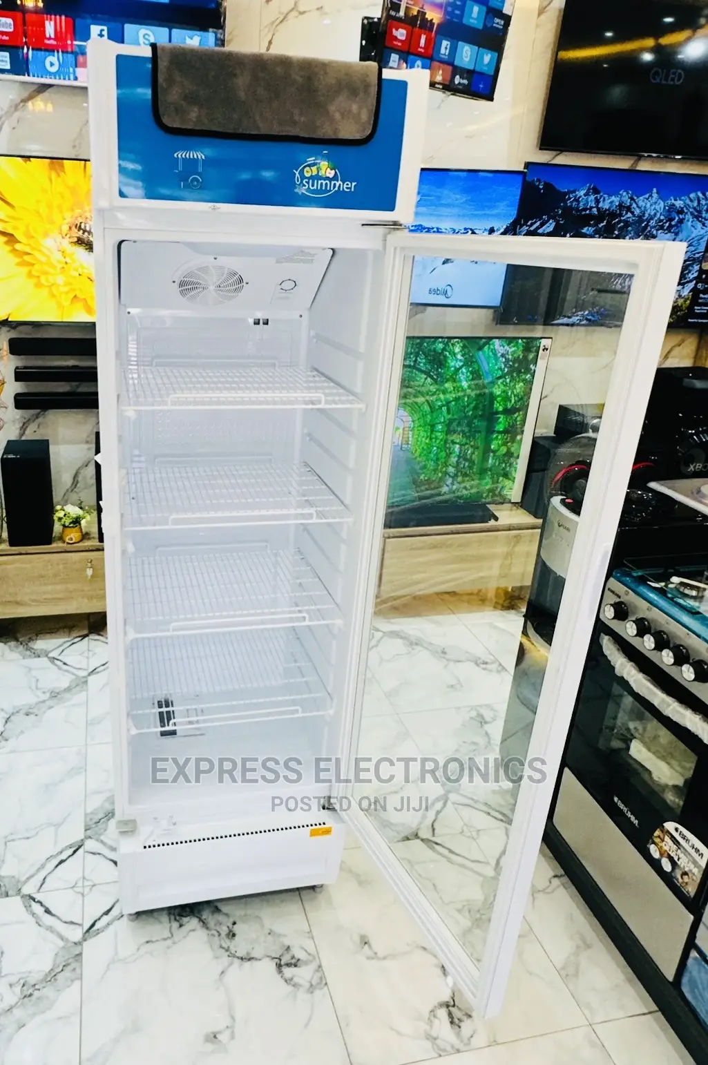 Hot  Deal on UNI-250C 198LTRS Icestream Display Fridges