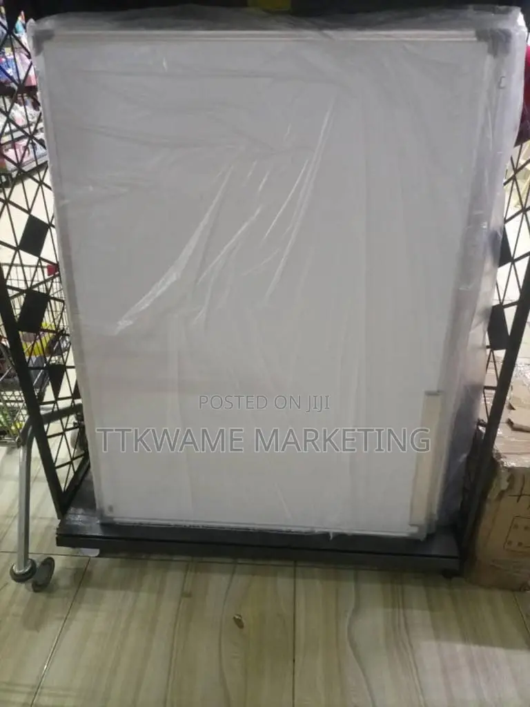 Magnetic Marker Board With Stand 60x90cm