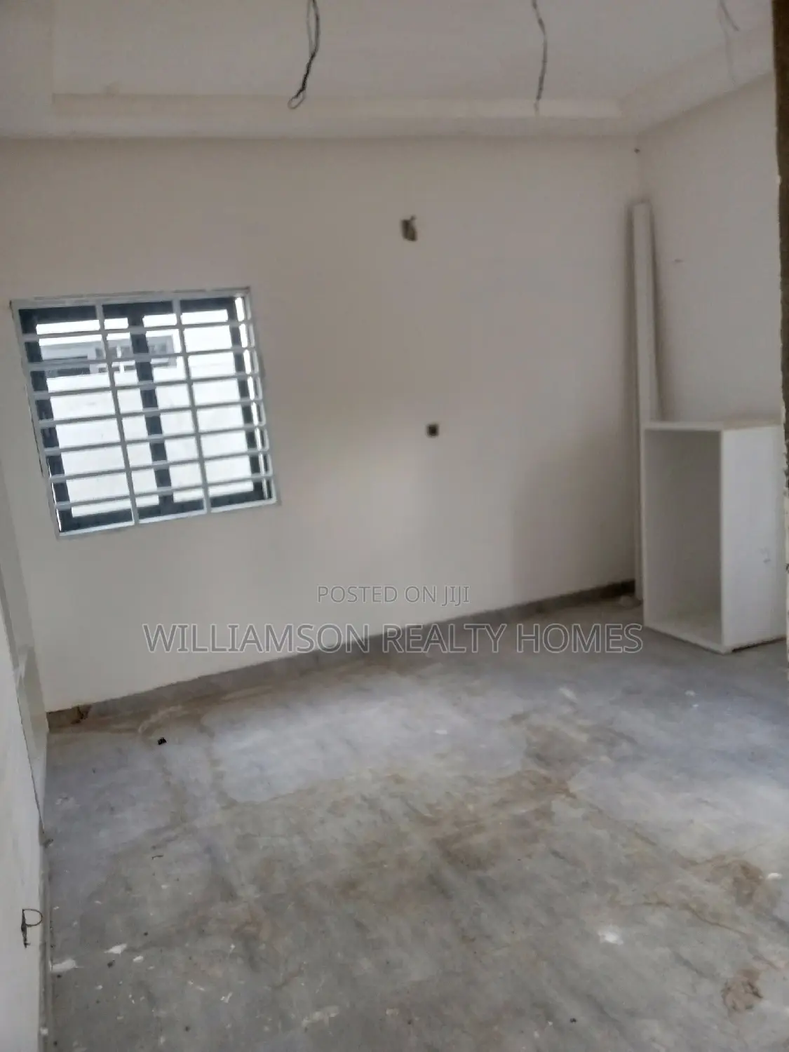 3bdrm House in Community 18, Spintex for sale