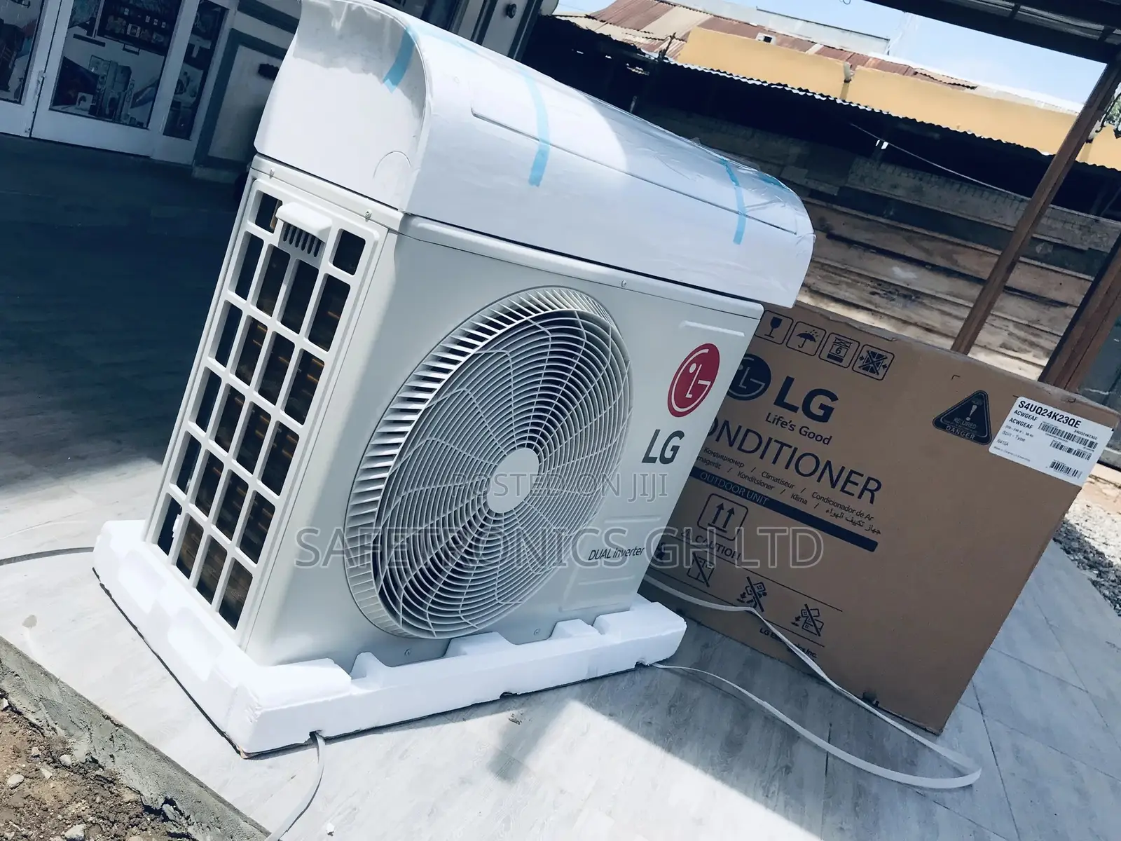 LG S4-C18tzcaa 2.0HP Energy Saving Air Conditioner