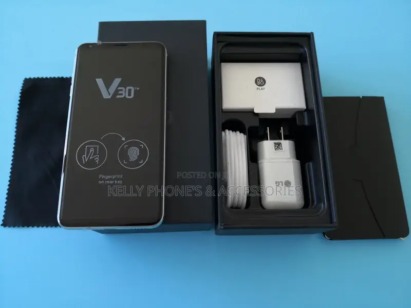 New LG V30 64 GB Black