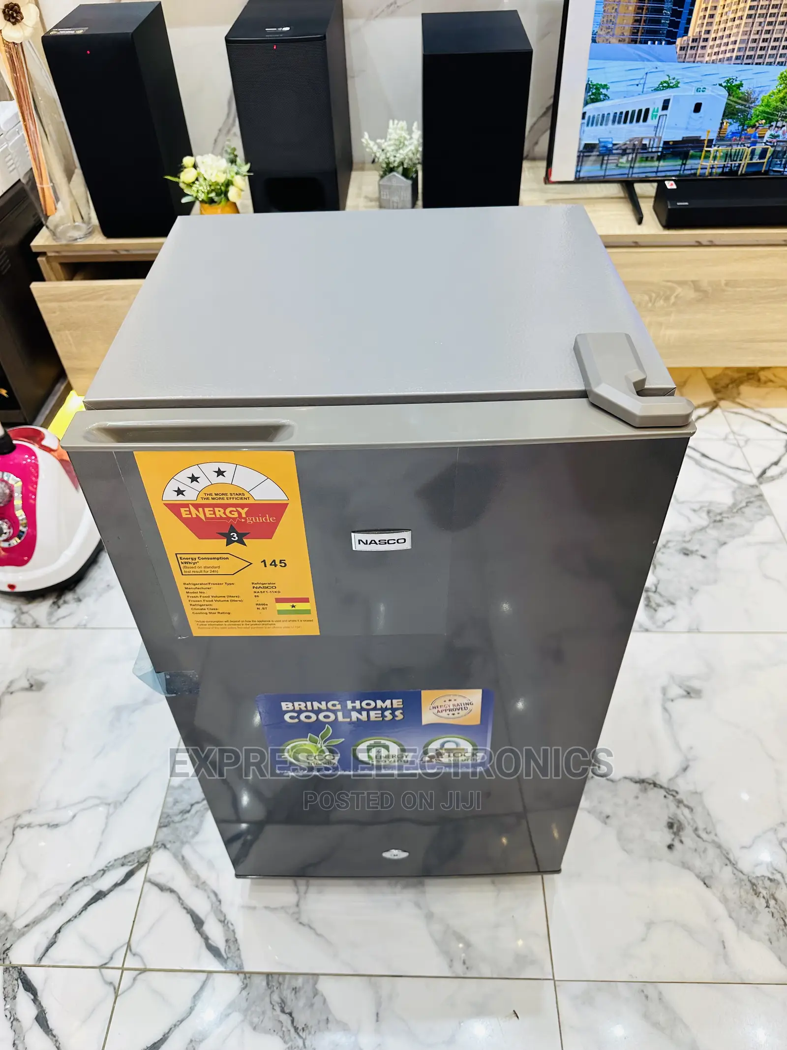 Wire Shelf Table Top Fridge 84L Nasco