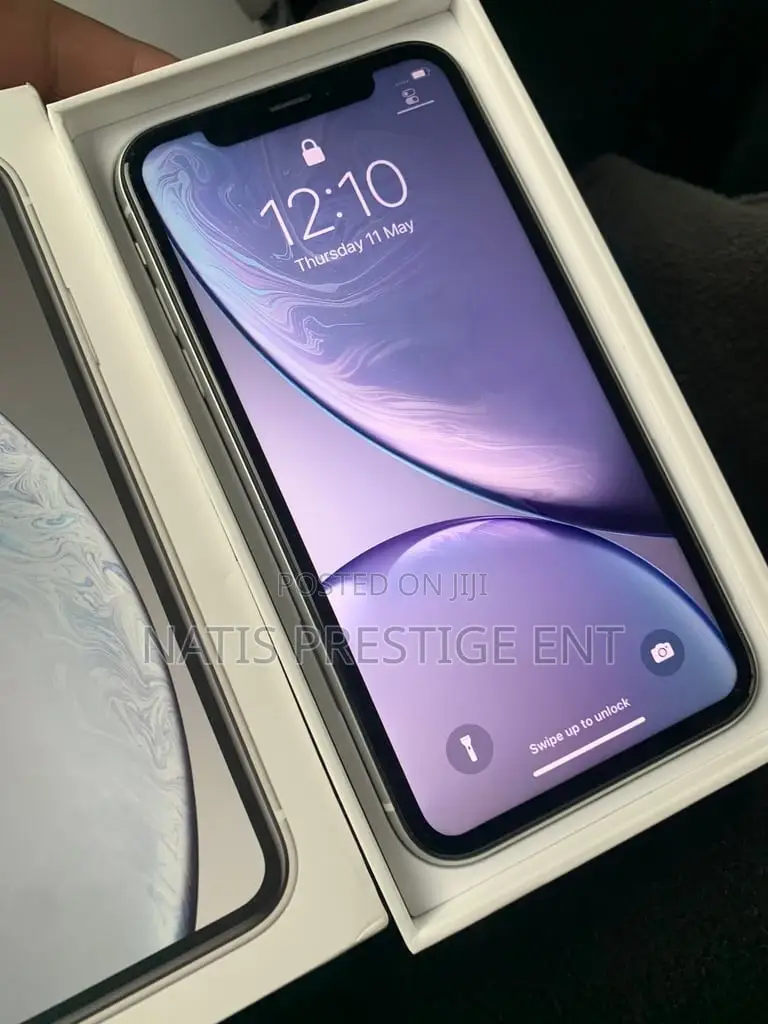 New Apple iPhone XR 64 GB Blue