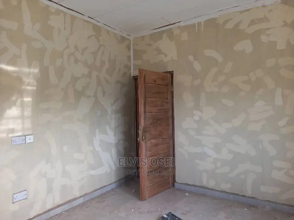 1bdrm Apartment in Palas Town, Awoshie for rent