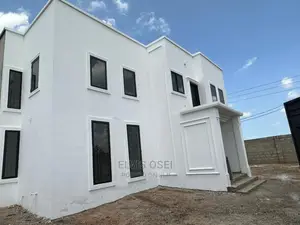4bdrm House in East Legon for Sale