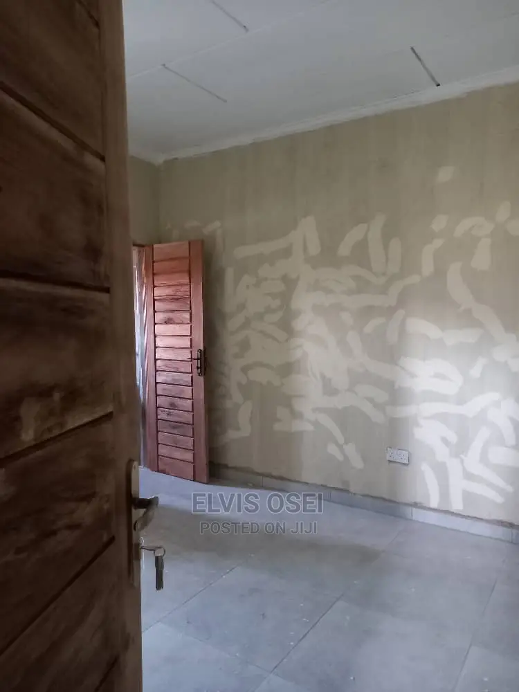 4bdrm House in East Legon for Sale