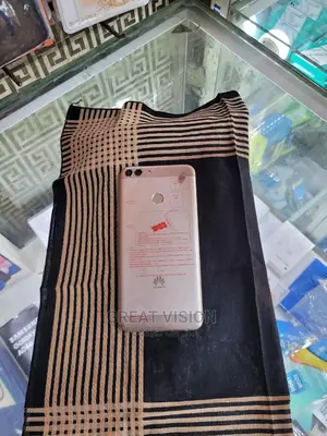 Huawei P Smart 128 GB Gold