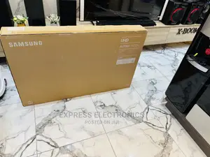 Foreign Standard of Samsung 50”Au7172 UHD Smart Tv