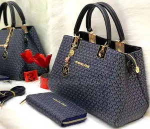 Quality Designer Ladies Bags With Purse.