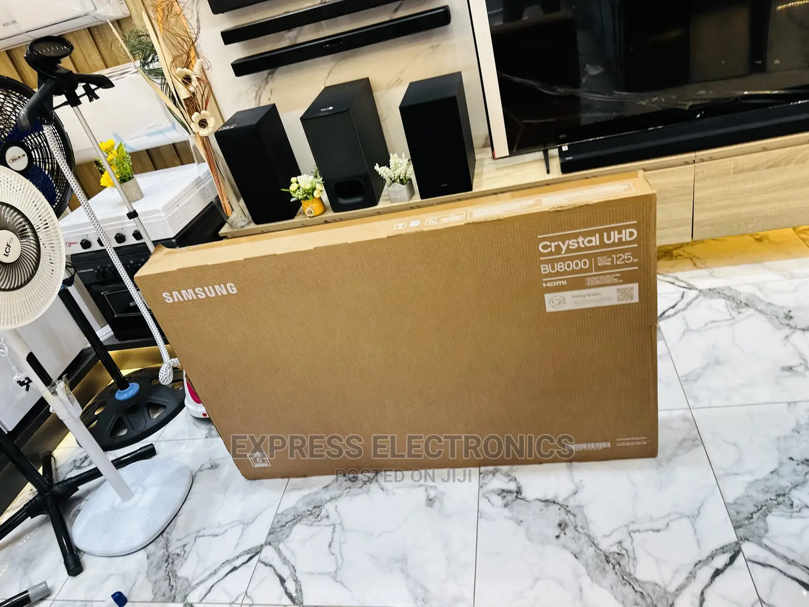 Vivid Rich Full Pictures UHD Samsung 50”Bu8000 Tv