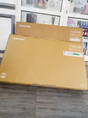 Authentic Samsung Smart Crystal Tv 50bu8000.