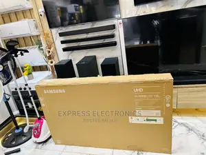 Long Lasting Durability Samsung UHD Smart 55”Au7000 Tv