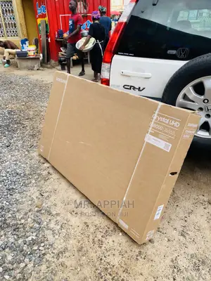Never a Dull Moment With 65” Samsung Crystal Tv(65bu8000)