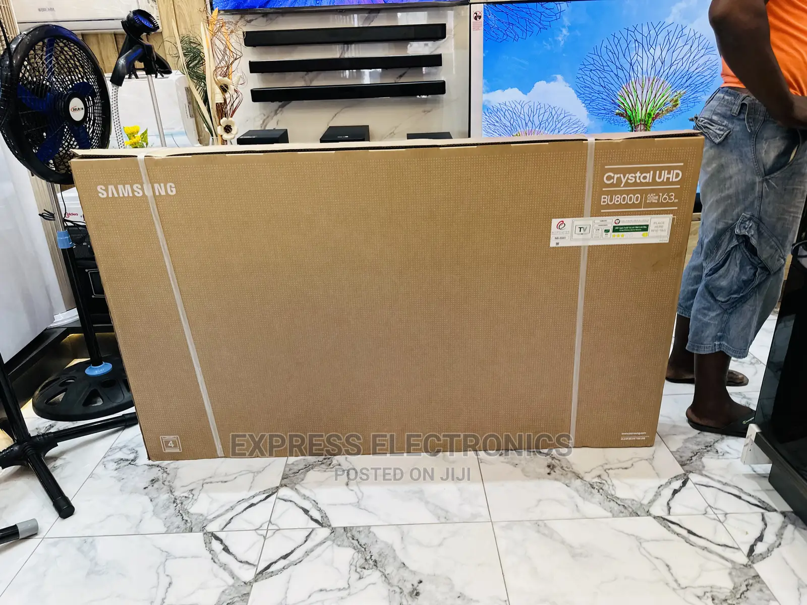 Foreign Standard Sleek UHD Smart Samsung 65”Bu8000 Tv