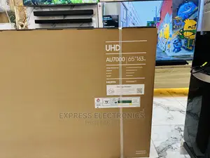 Samsung UHD Screen Display 65”Au7000 Tv