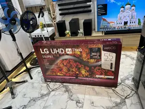 Crisp and Vivid Pictures UHD Display LG 55”Up77