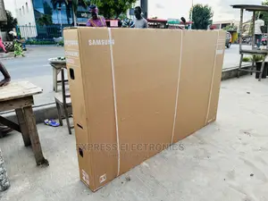 Realistic Shades and Hues UHD Smart 85”Bu8000 Tv