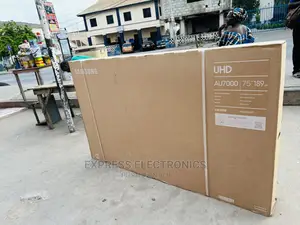 Crystal Clear UHD Smart 75”Au7000 Samsung