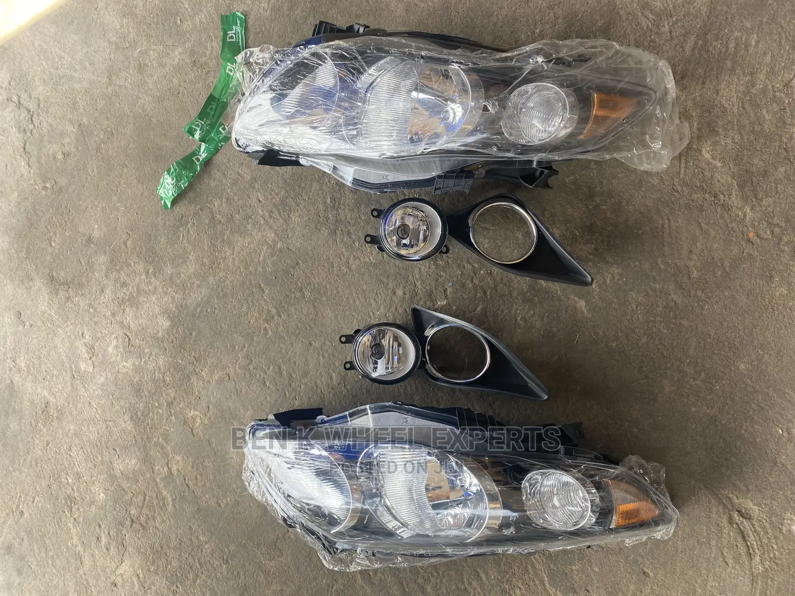 Corolla 2010 Headlight And Foglight With Cover
