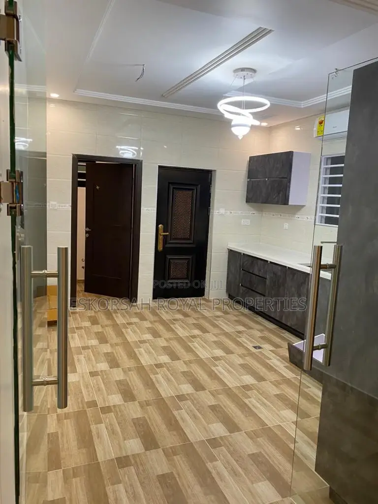 4bdrm House in Agbogba Police for rent