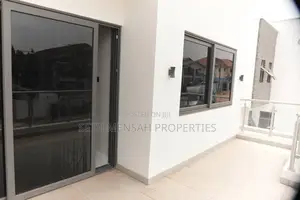 3bdrm Bungalow in Adjiriganor for Sale