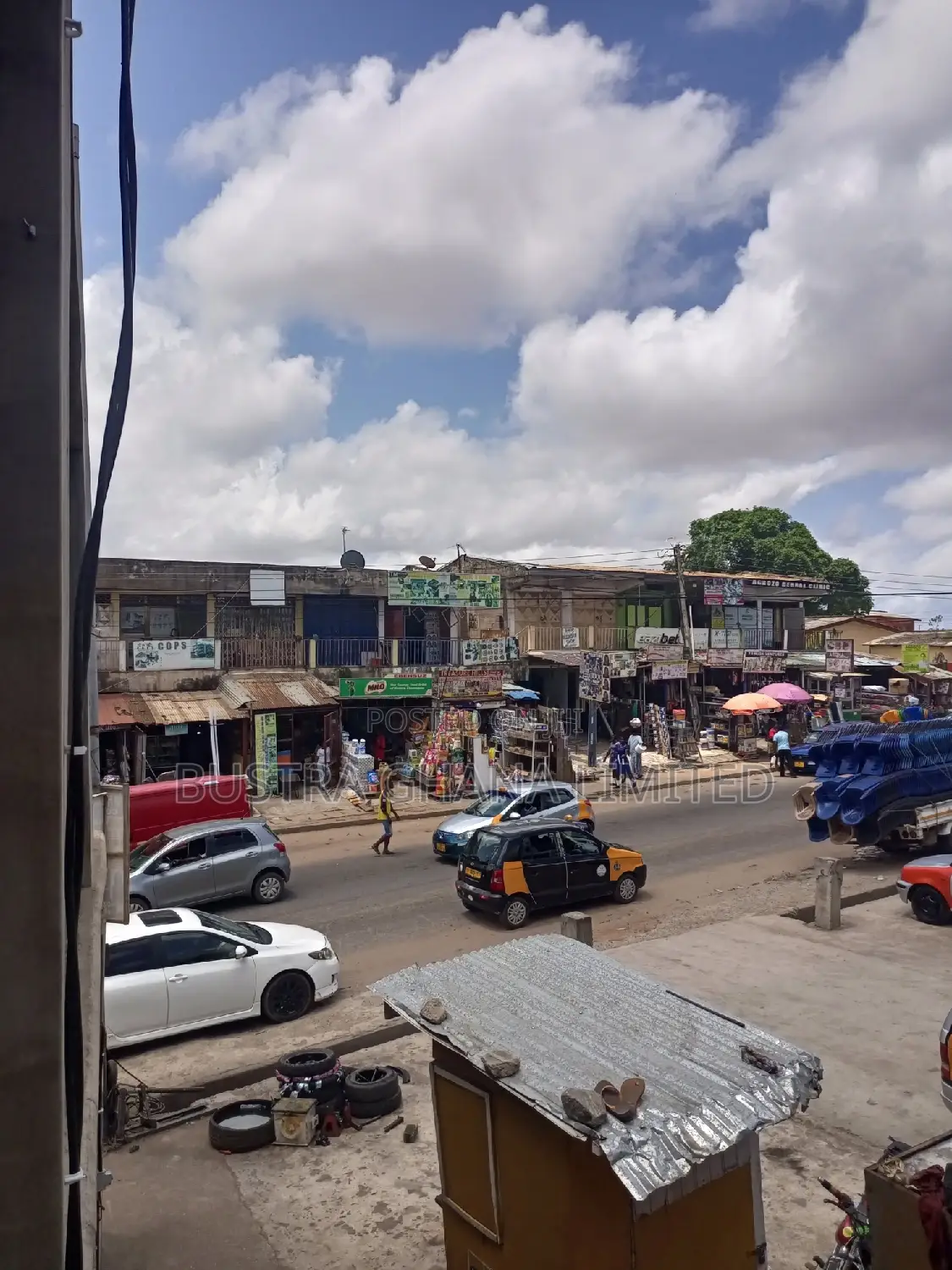 Store/Office for Sale at a Good Point