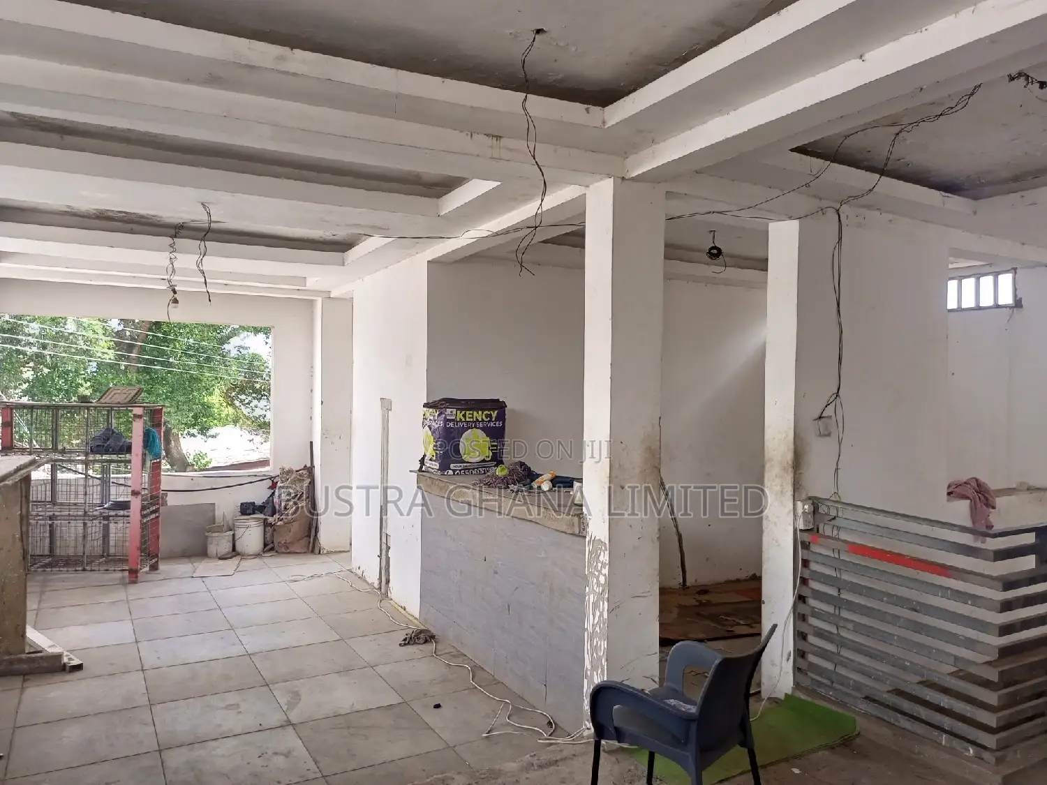 Store/Office for Sale at a Good Point