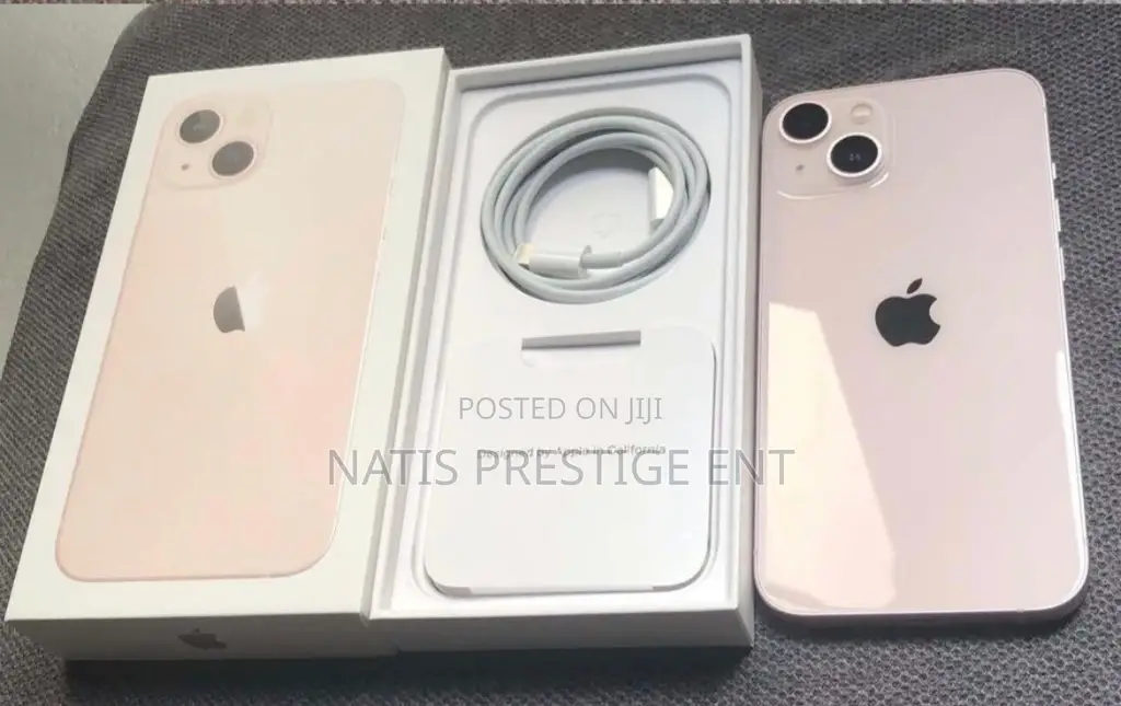 New Apple iPhone 13 128 GB Gold