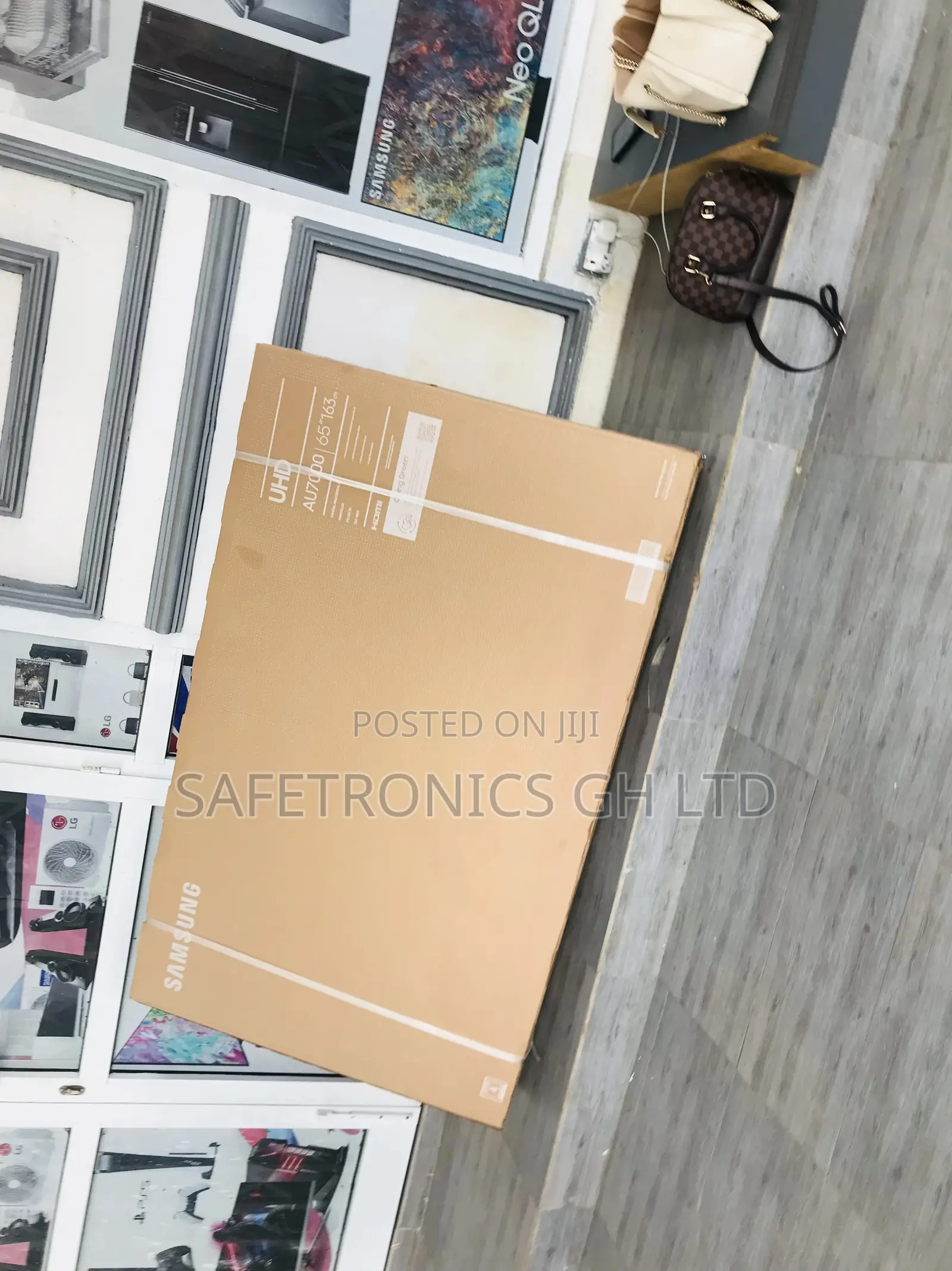Samsung 65” Crystal Smart Tv Au70