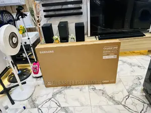 Google Play UHD Samsung 60”Bu8000 (2022) Model