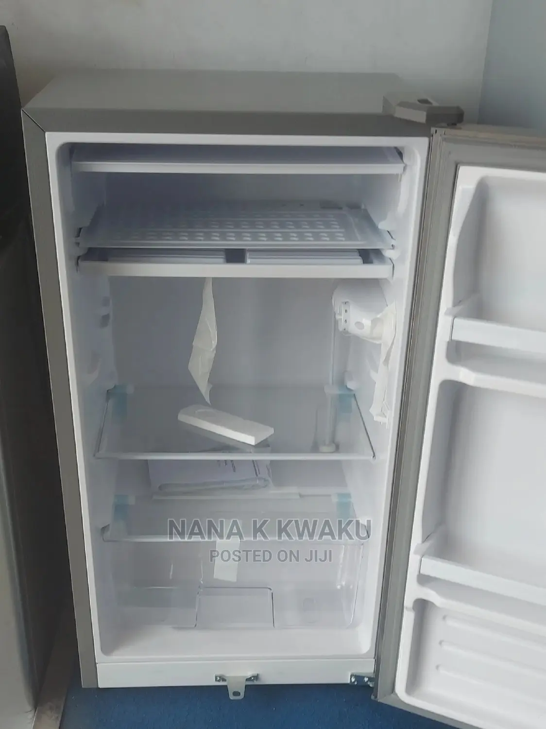 Nasco Nasf1-11 Fridge With Top Freezer