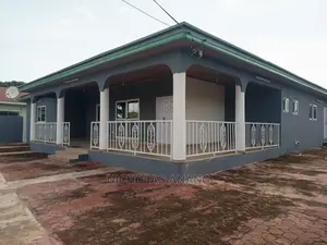 4bdrm House in The Dorns Properties, New Town for rent
