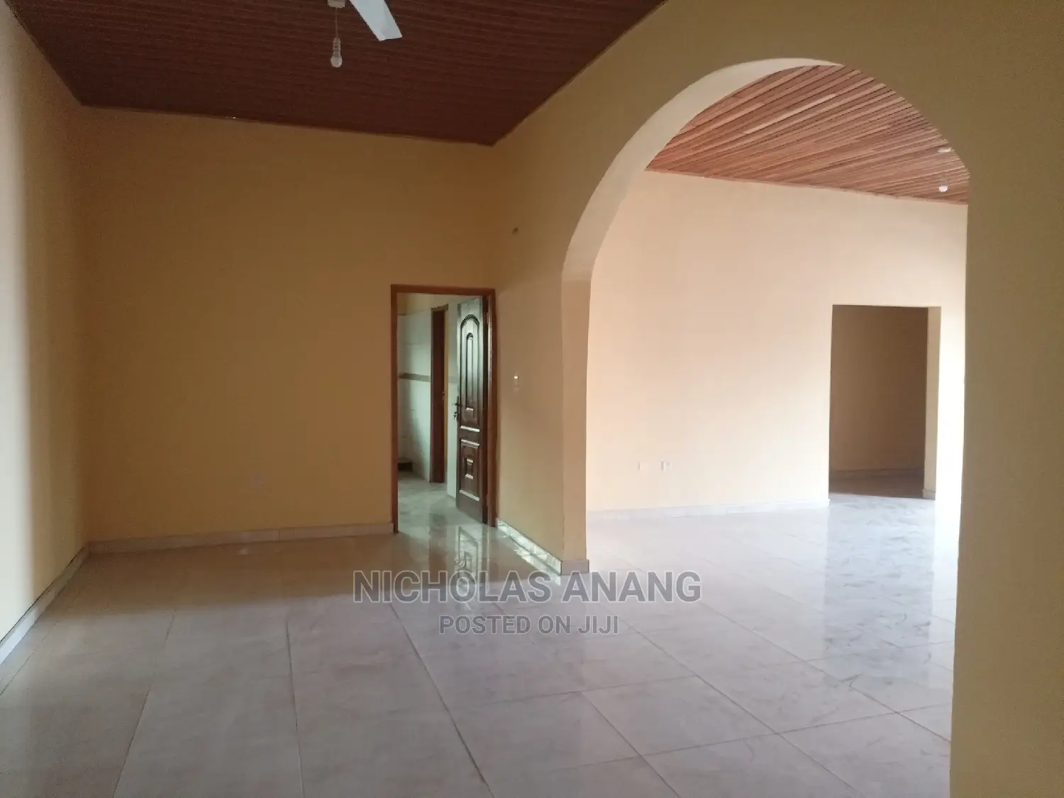4bdrm House in The Dorns Properties, New Town for rent