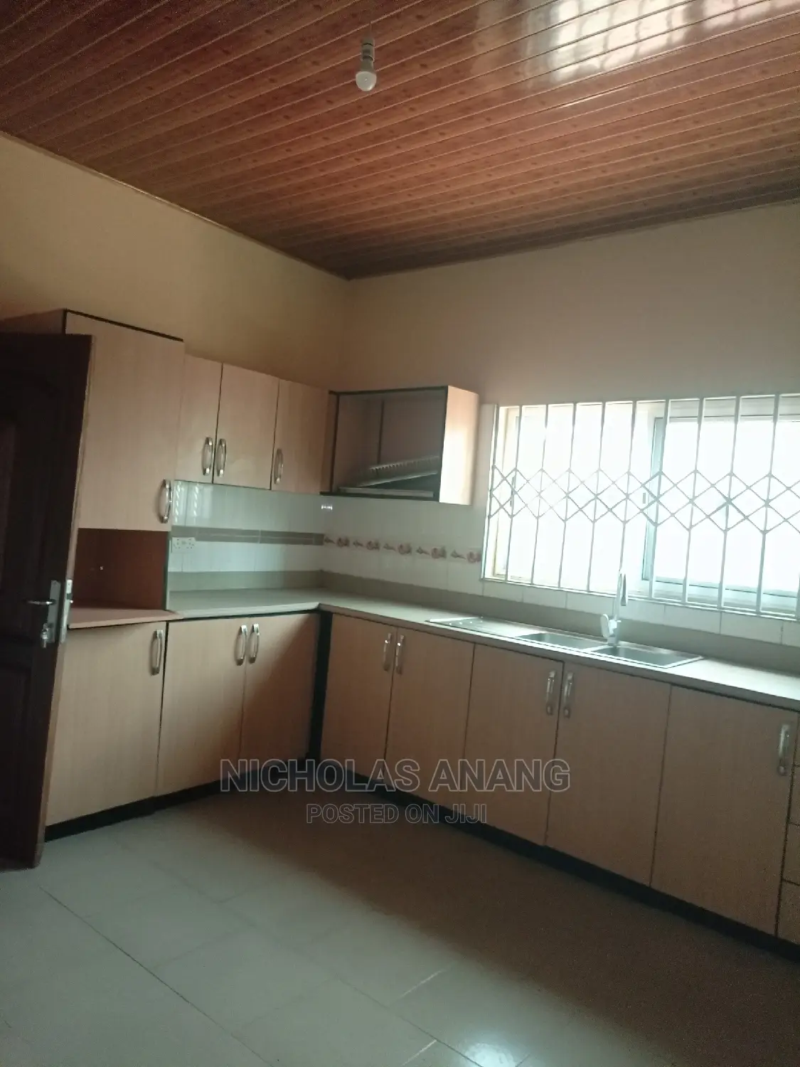 4bdrm House in The Dorns Properties, New Town for rent