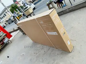 Range of Quantum Pictures UHD Smart 75”Au7000 T. Samsung