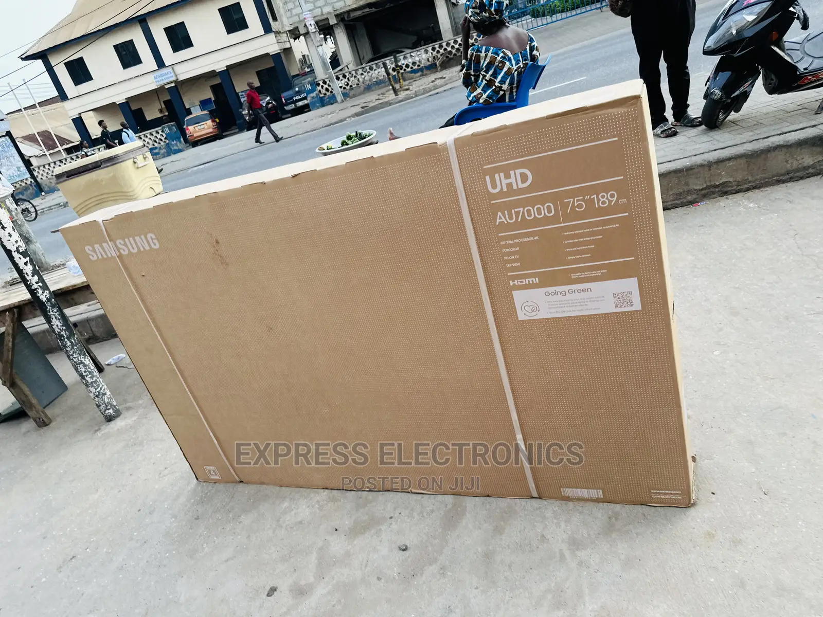 Quad Core Processor UHD 75”Au7000 Samsung