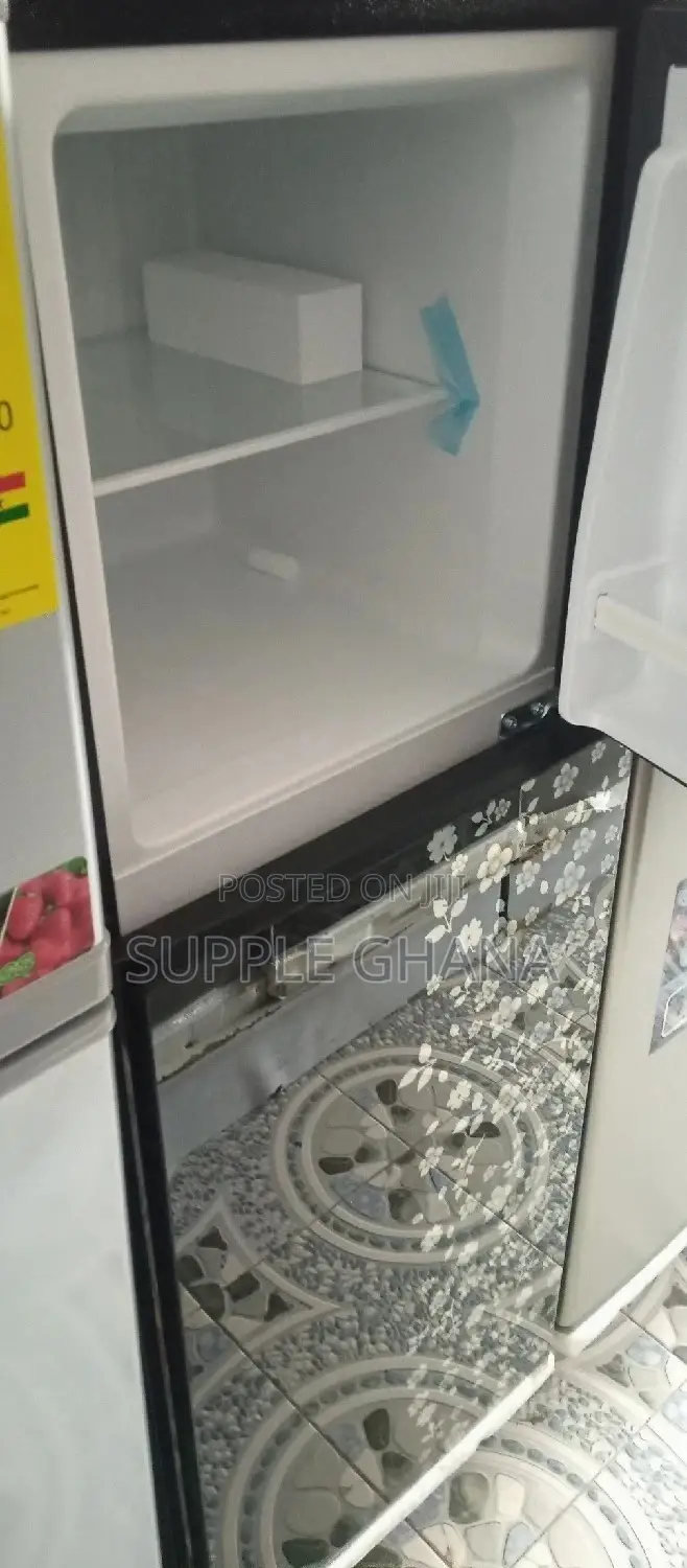 Westpool Fridge 138 (Litres) Black Fridge