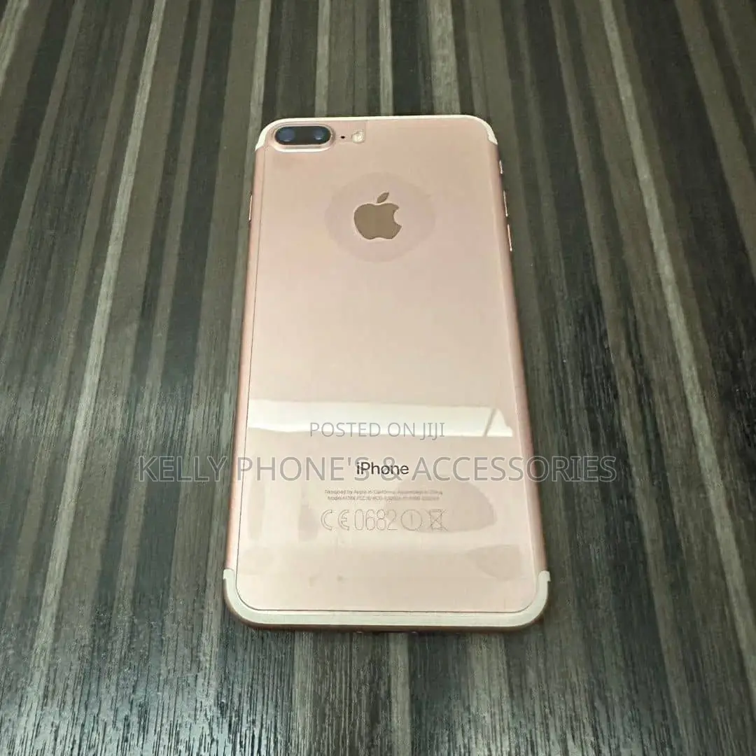 New Apple iPhone 7 Plus 32 GB Silver