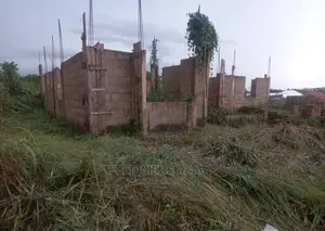 4bdrm House in Fredimens Real, Kumasi Metropolitan for Sale