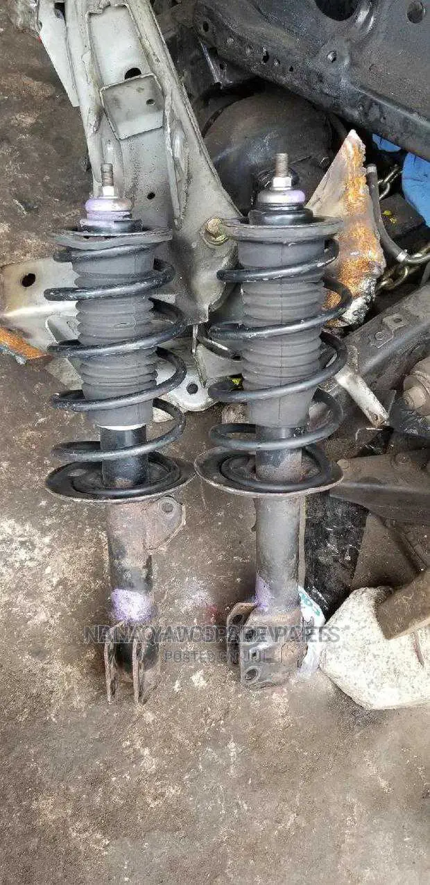 Toyota Yaris Absorber